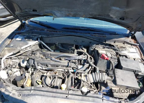 2005 Mazda Mazda6 I Base z USA, uszkodzony, nr VIN 1YVHP80C555M69144